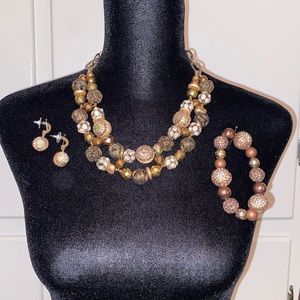 Chico’s Jewelry Set